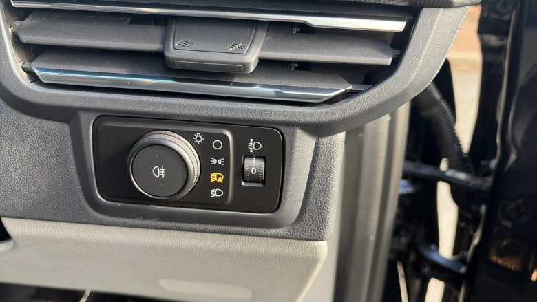 Ford Transit Custom 300 L1 Diesel Fwd 2.0 EcoBlue 136ps H1 Van Limited Auto